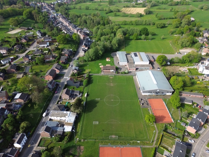 vue aérienne du centre sportif de Gemmenich par Guy Ernst